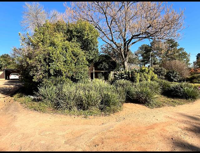 19,905M² SMALLHOLDING FOR SALE IN HARVESTON AH